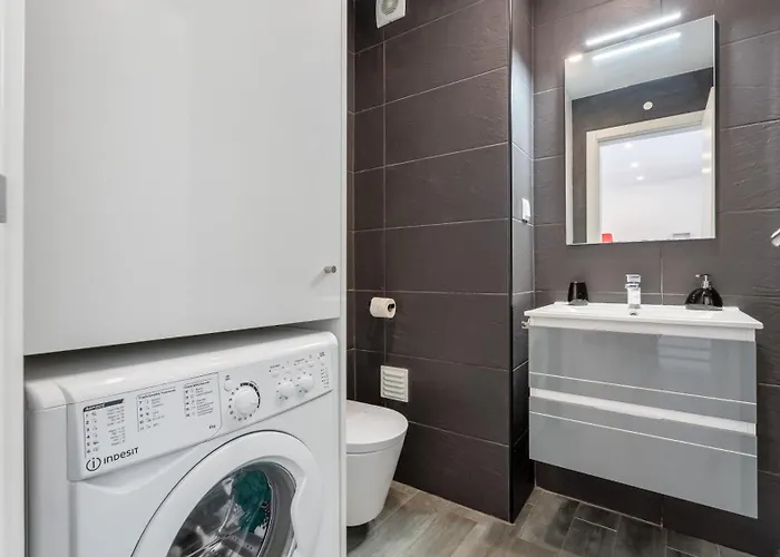 Apartment Red Velvet 1 Bdr Flat With Balcony By Lovelystay Portimao